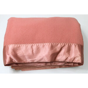 Vintage Balcona B. Altman 100% Wool Blanket North Star Woolen Mill Satin Binding